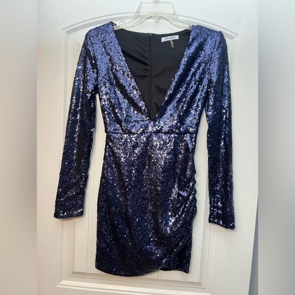 Xtaren Royal Blue Sequin Long-Sleeve V-Neck Dress - Size Small
